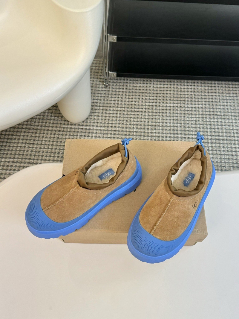 Ugg Flat Shoes